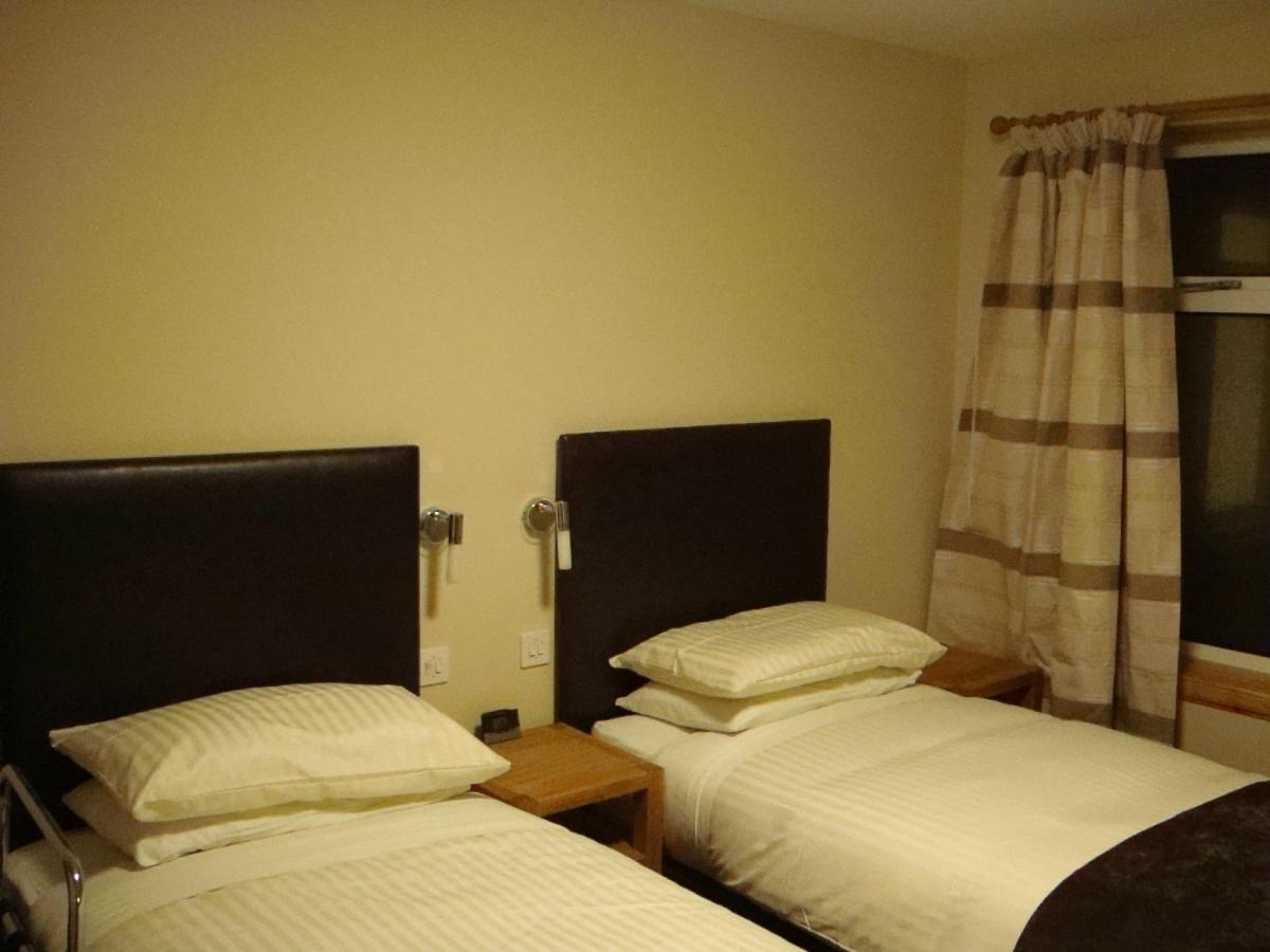 ג'ון אוגרוטס Seaview John O Groats Hotel מראה חיצוני תמונה